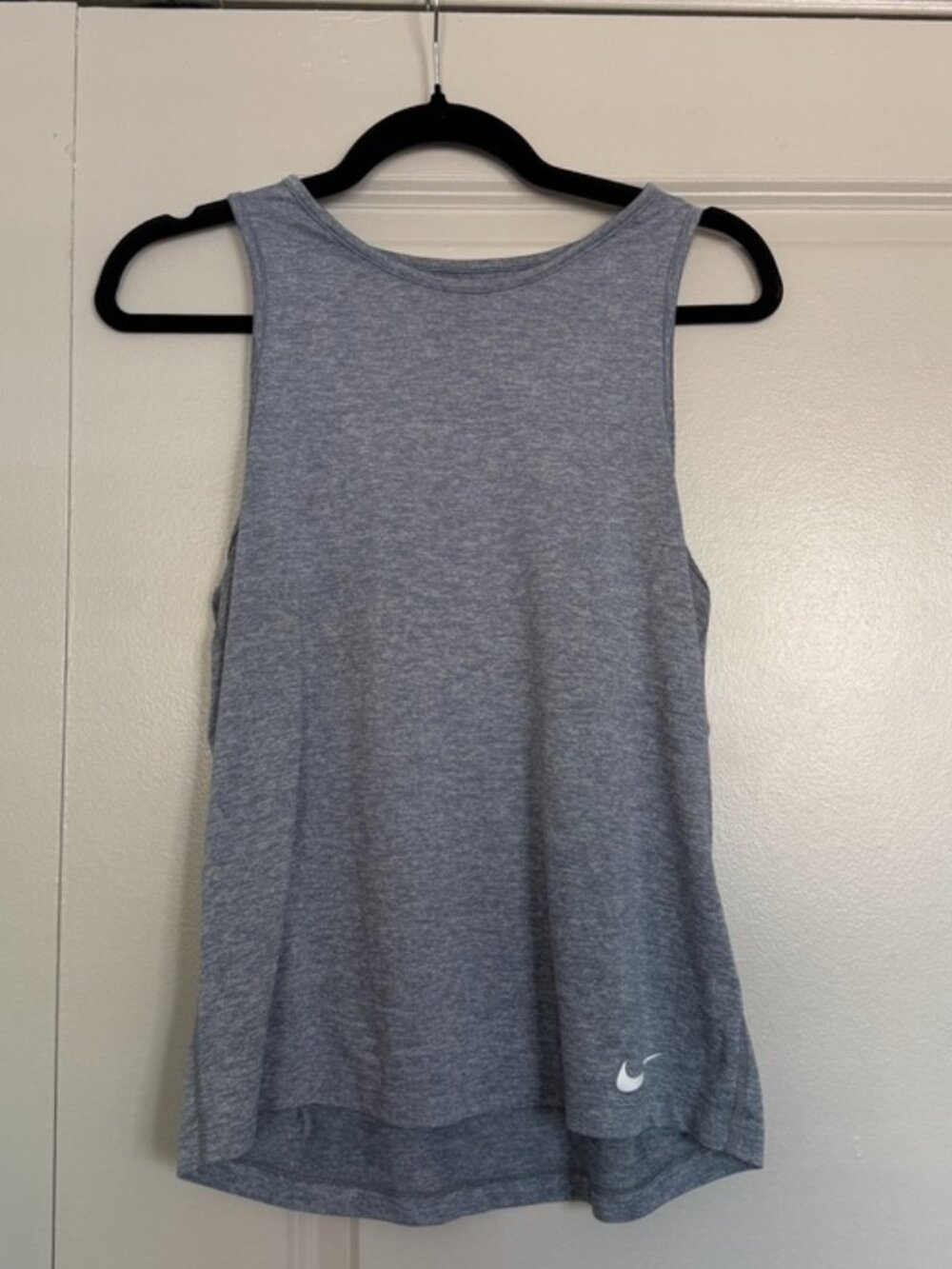 Nike Dri-FIT Heathered Grey Athletic Tank Top - Size Medium